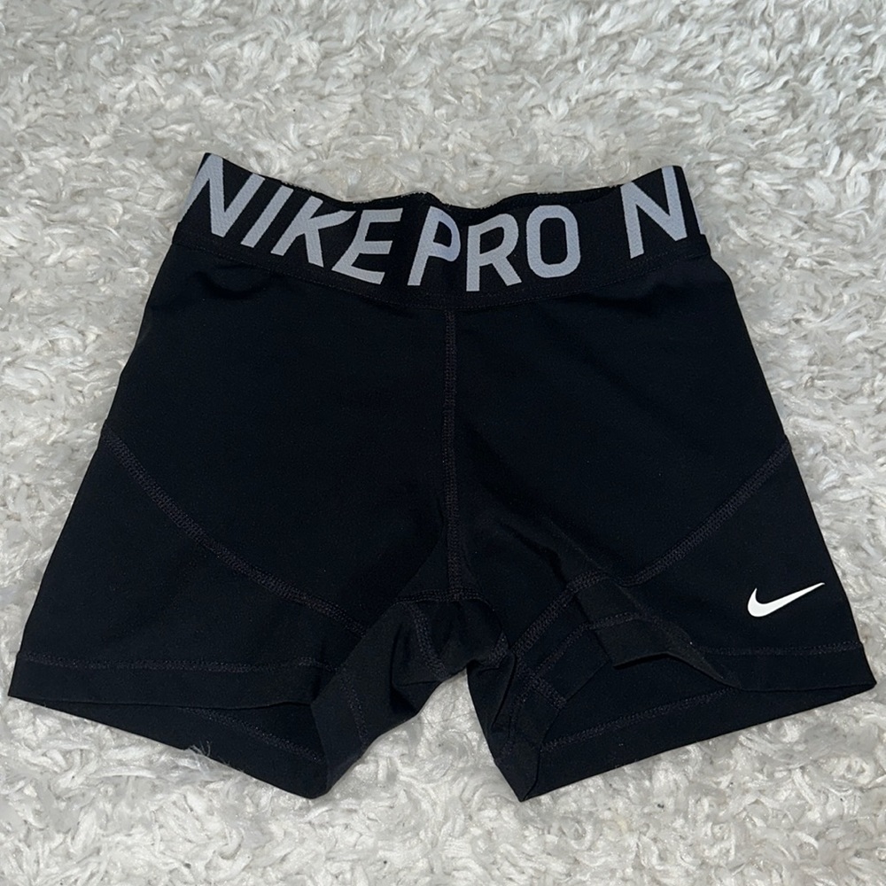 Nike Pro black shorts, S, never worn